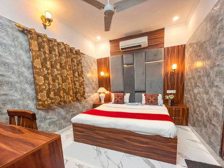 Hotel Embassy, Dehradun, India
