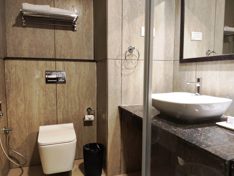 Mermaid Resort Kelambakkam, Tirupporur, India