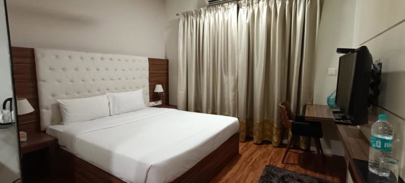 MWC Club by Downtown, Singapperumālkovil, India