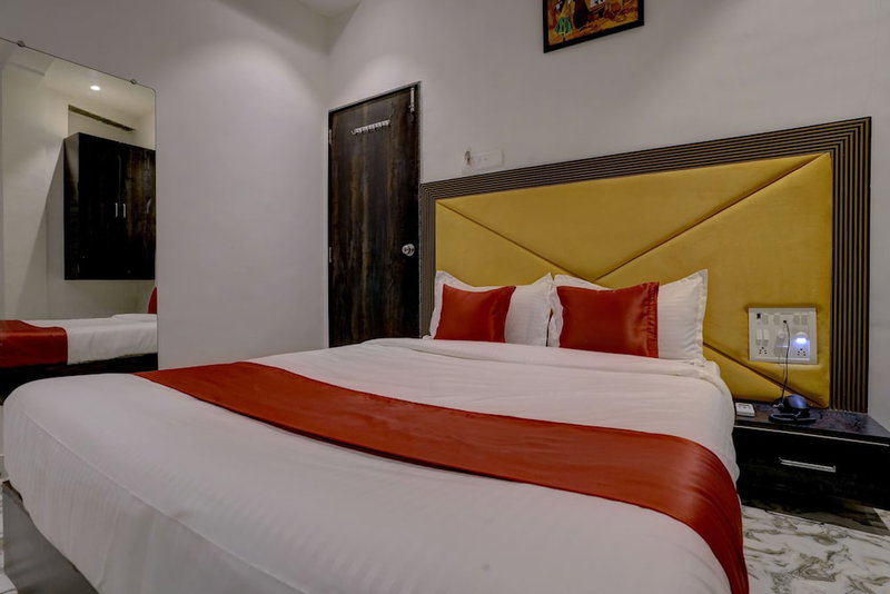 Hotel Golden Palace Residency, Mumbai, India