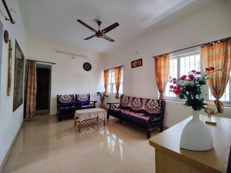 Comfy 2-bedroom House in Sanjaynagar, Bengaluru, Bangalore, India