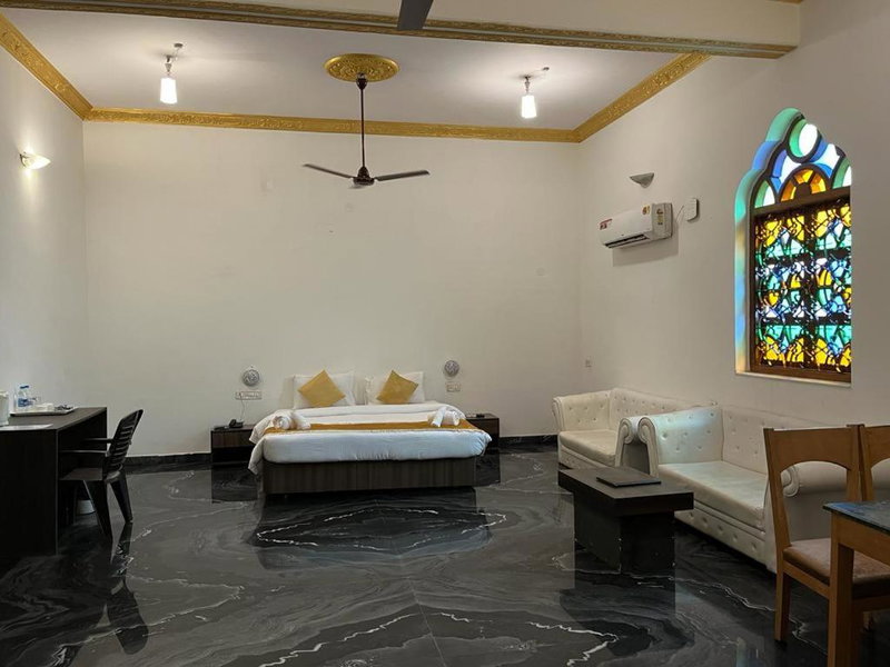 The Byke Retreat - Royal Pearl - Pan India Pure Veg Hotel Chain, Anjuna, India