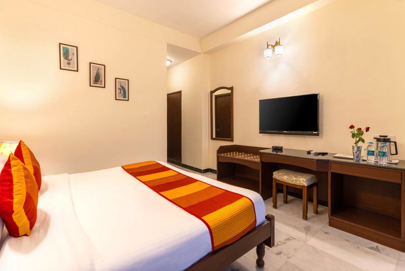 Sarovar - Lake Facing Boutique Hotel On Lake Pichola, Udaipur, India
