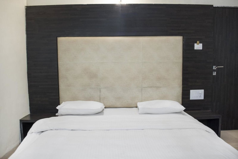 Skyinn Bungalow, Mahabaleshwar, India