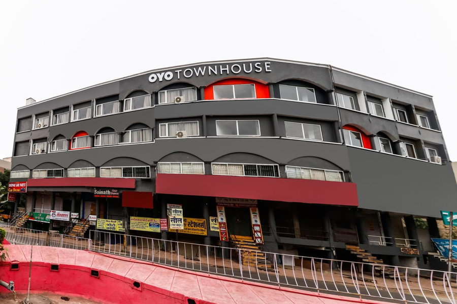 Townhouse Gandhi Hall, Indore, India