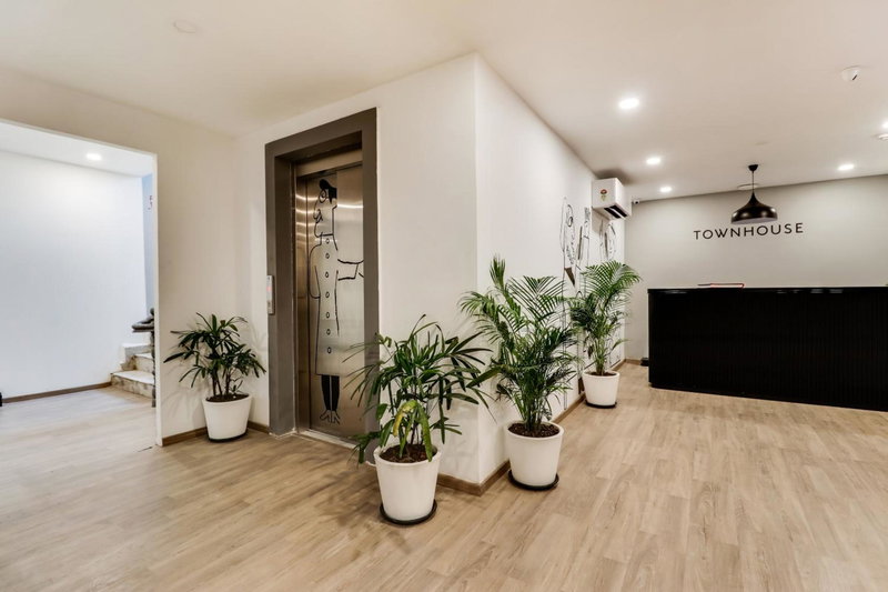 Townhouse Gandhi Hall, Indore, India