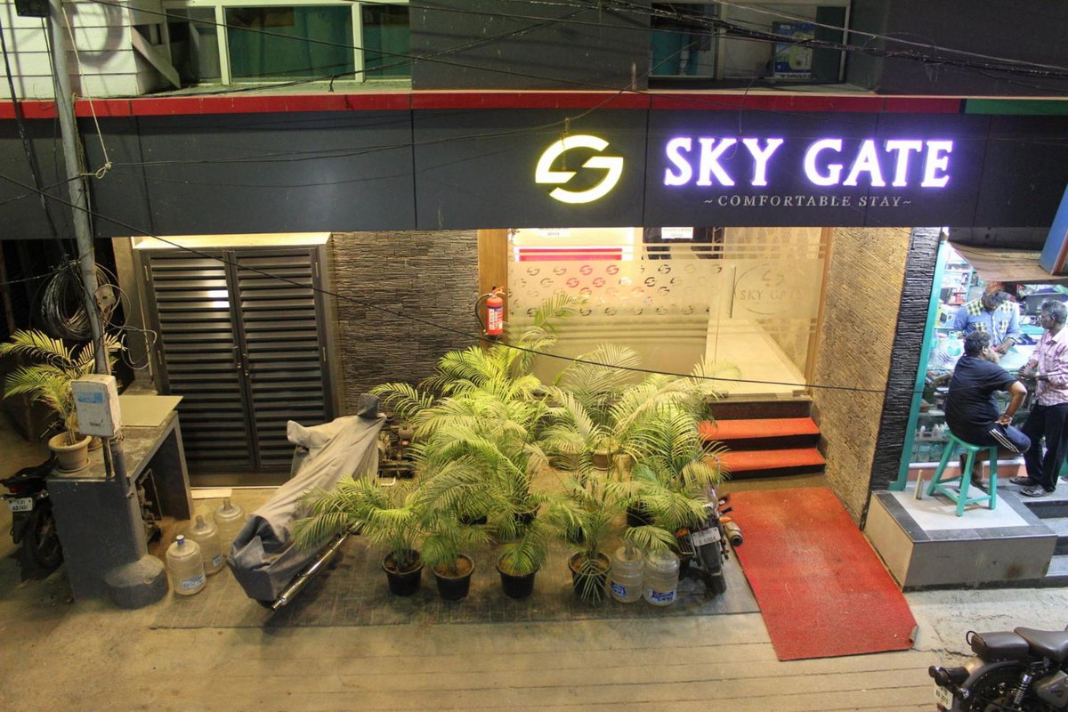 SKY GATE HOTEL Near Apollo MAIN, Women's & Children's US Consulate Sankara Netralaya Goethe Institute PrestigePalladium Shastri Bhavan Senmozhi Poonga Raj, India
