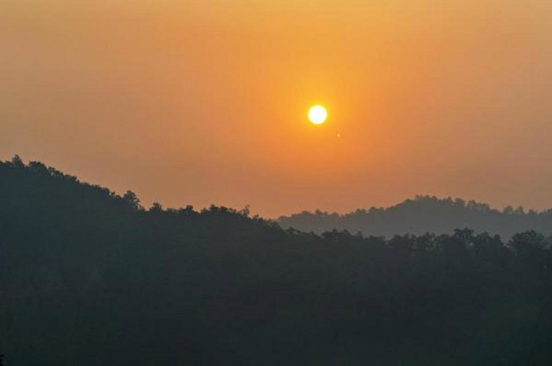 Le Roi Corbett, Garjia, India