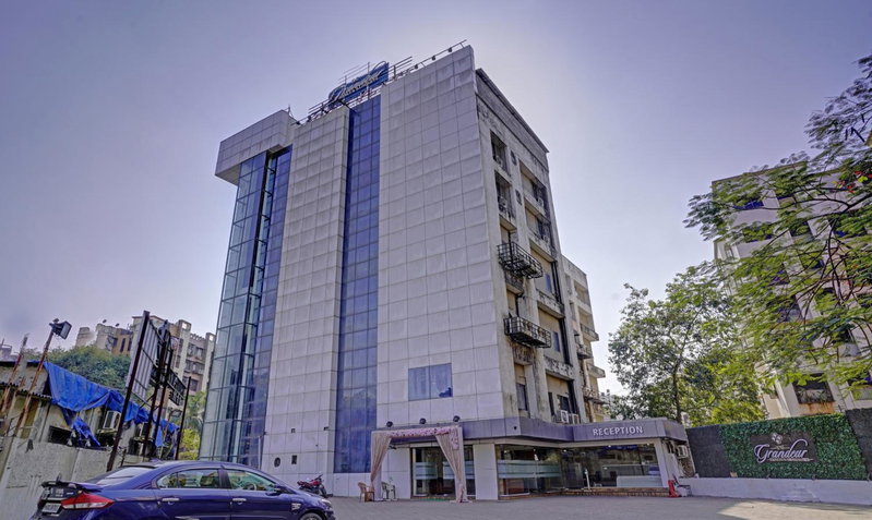 Treebo De Grandeur Anand Nagar, Thane, India