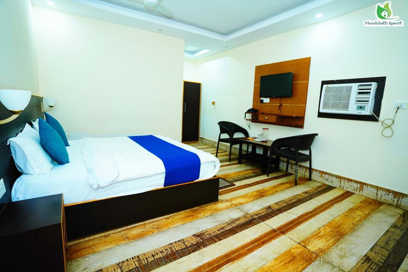 Phool chatti Riverside Resort, Rishīkesh, India
