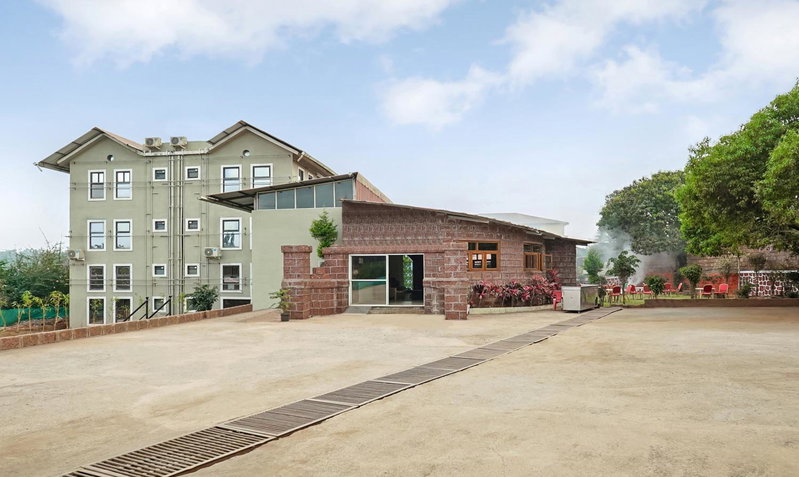 Treebo Vhyomaan Resort With Swimming Pool, Mahabaleshwar, India