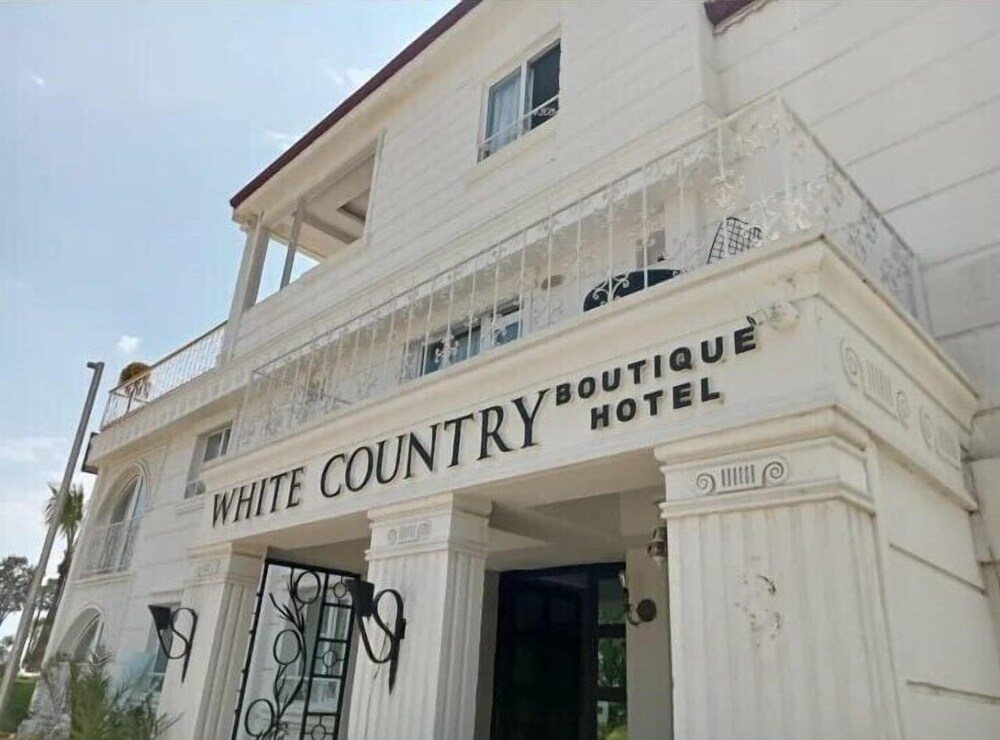 Hotel · White Country Villages Hotel, Konyaalti