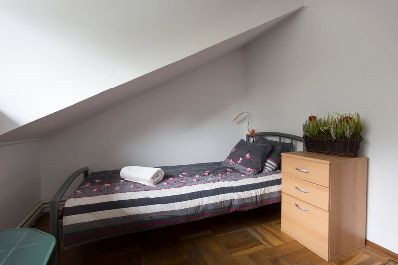 Rent0nline Brwinow Rooms, Brwinów, Poland