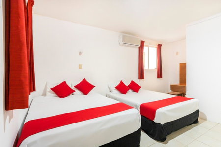 OYO Hotel Cedros, Campeche, Mexico
