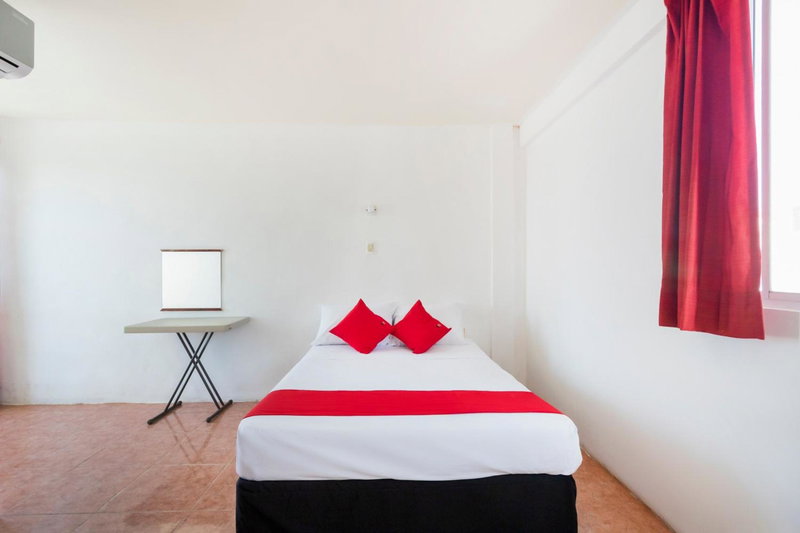 OYO Hotel Cedros, Campeche, Mexico
