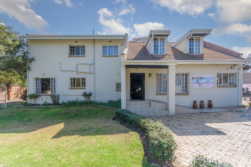 Royal Olympia Lodges & Safaris RSA, Sandton, South Africa