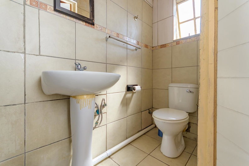 Royal Olympia Lodges & Safaris RSA, Sandton, South Africa