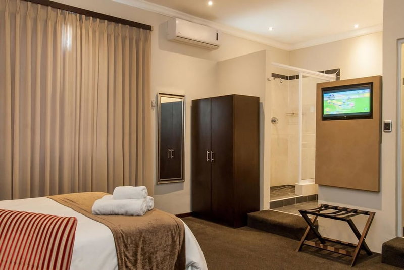 Graham Hotel, Makhanda, South Africa