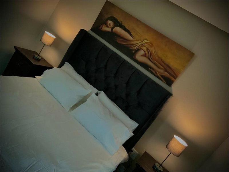 Lovely 1 bedroom apartment, Cape Town, South Africa