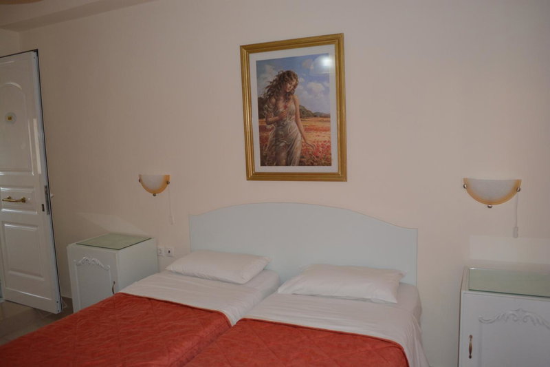 Hotel Lefka Ori - City Rooms, Chania Town, Greece
