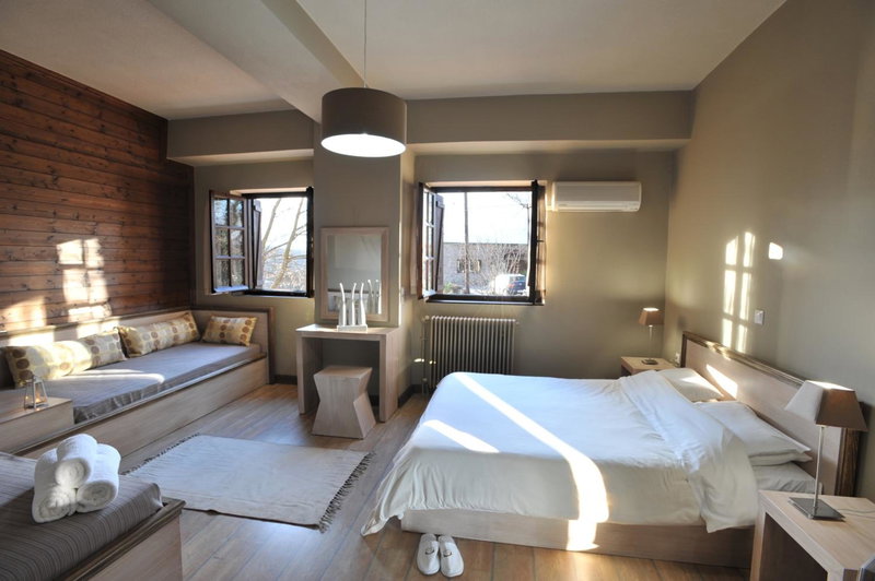 Κonitsa Gefyri hotel, Konitsa, Greece