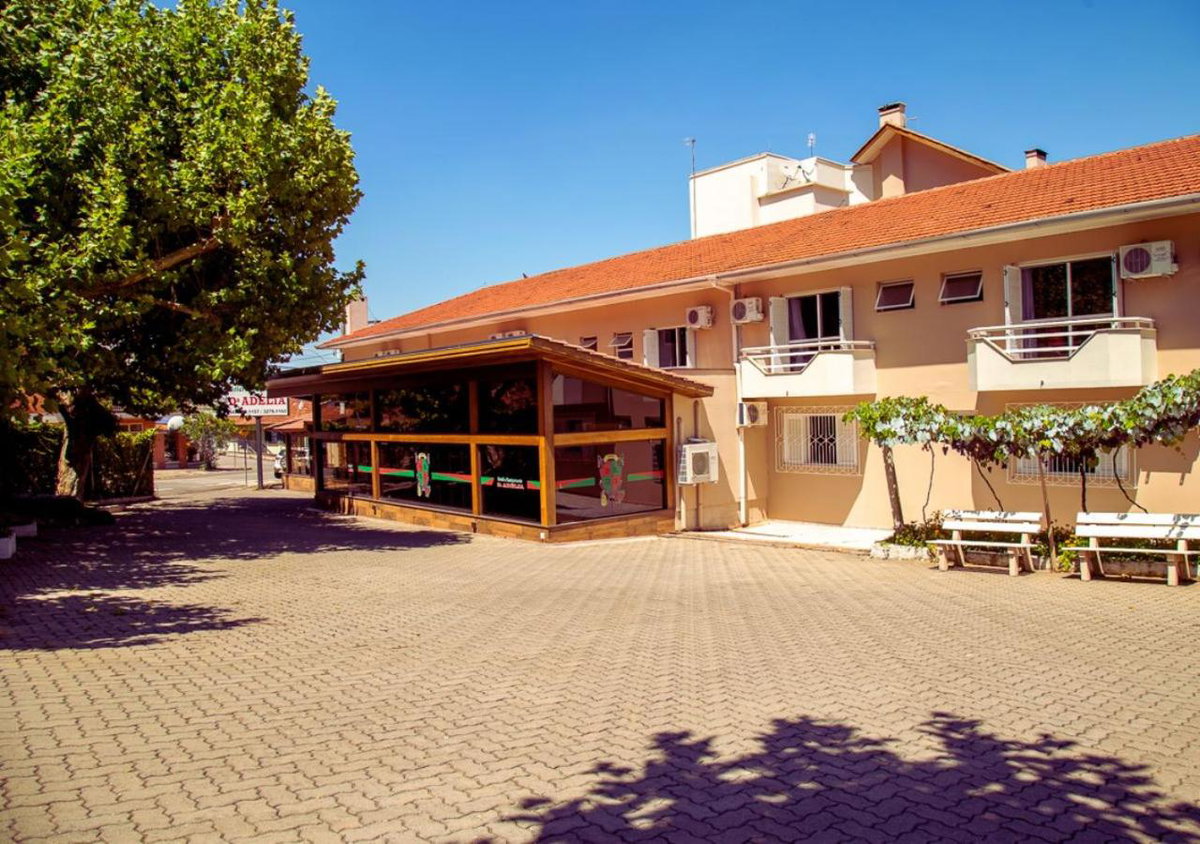 Dona Adelia Hotel e Restaurante, Brazil