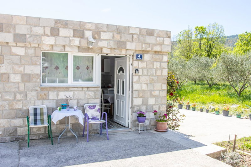 Apartments Good Vibrations, Rožat, Croatia