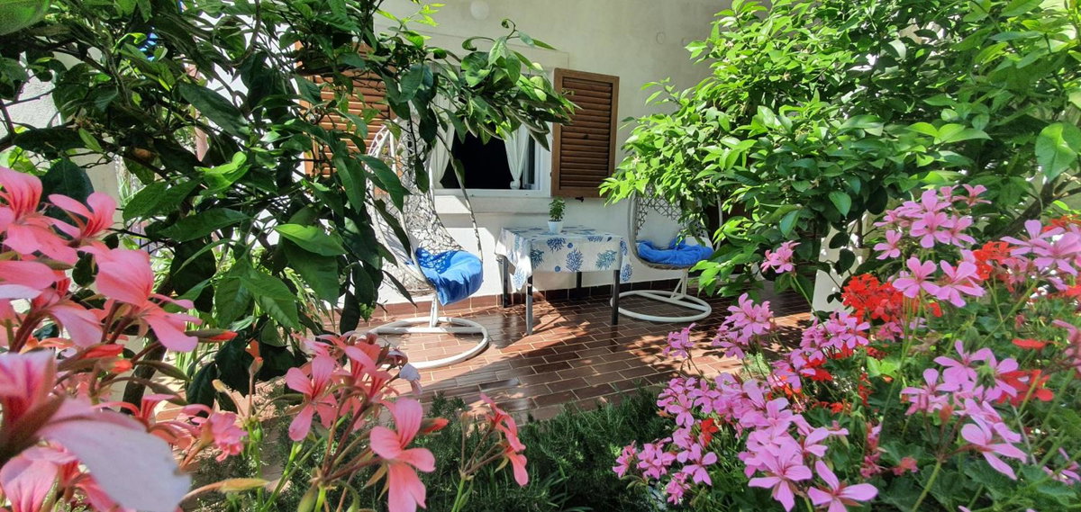 New!!! NEW RIVA LUXURY ONE - with sunny terrace & big garden, Croatia