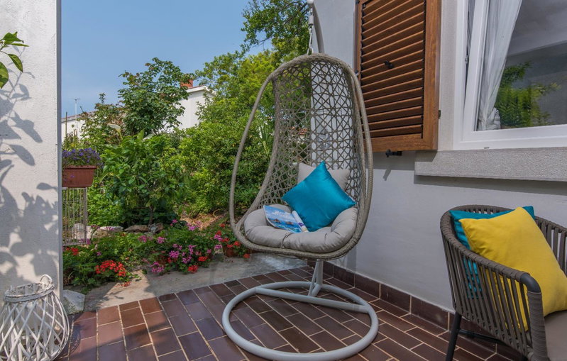 New!!! NEW RIVA LUXURY ONE - with sunny terrace & big garden, Poreč, Croatia