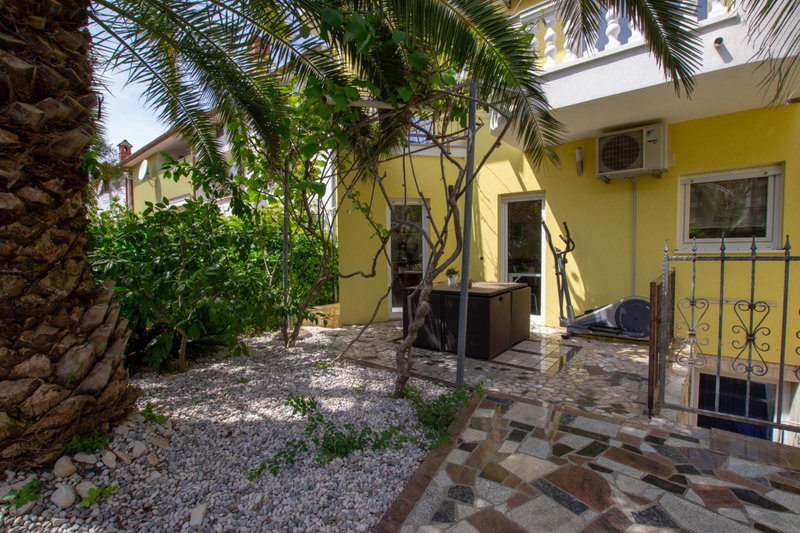 Jela Apartment 7, Pula, Croatia