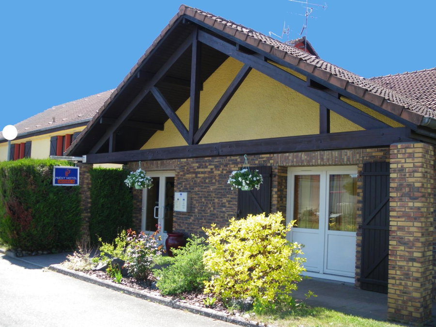 Prest'Hôtel Epinal Chavelot, Épinal, France