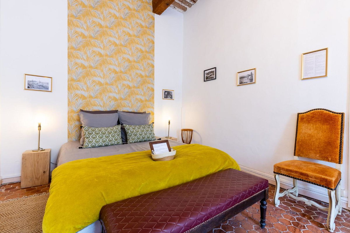 Hotel · LE PANIER ENCHANTÉ - Suites & Loft - Terrasse et patio au dessus du Vieux Port, Marseille