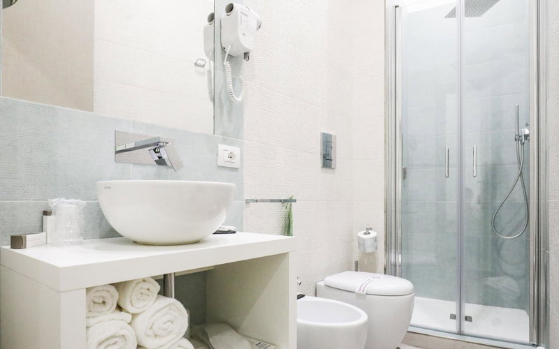 Toledo 16 Luxury Suites, Naples, Italy