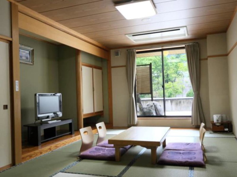 Ishiuchi Yungparunas, Minamiuonuma, Japan