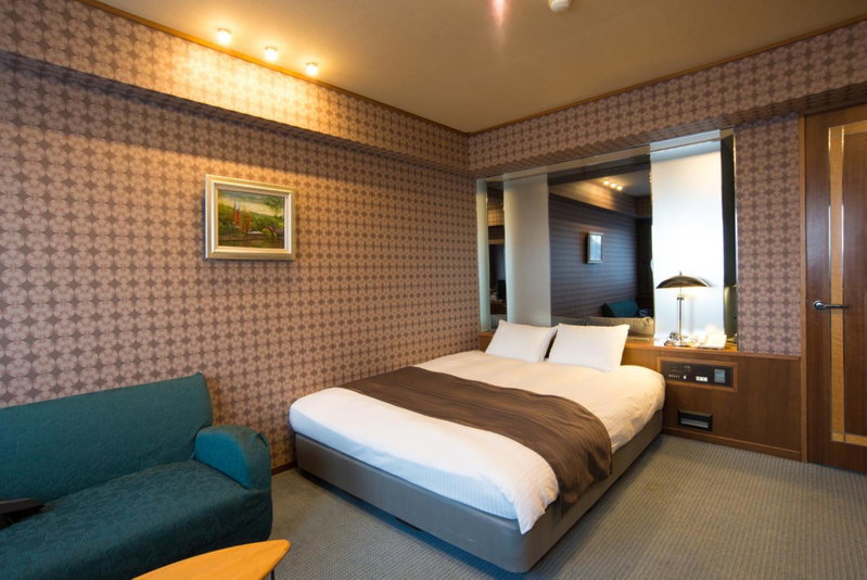 Hotel Suncrest, Konan, Japan