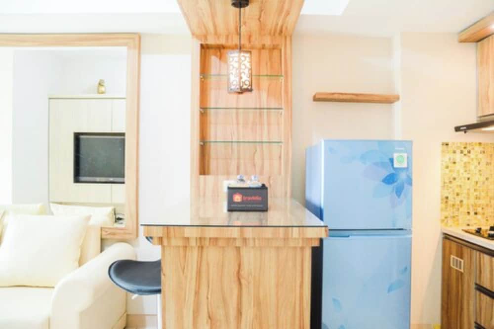 Hotel · Comfortable 2BR Springlake Summarecon Apartment, Bekasi