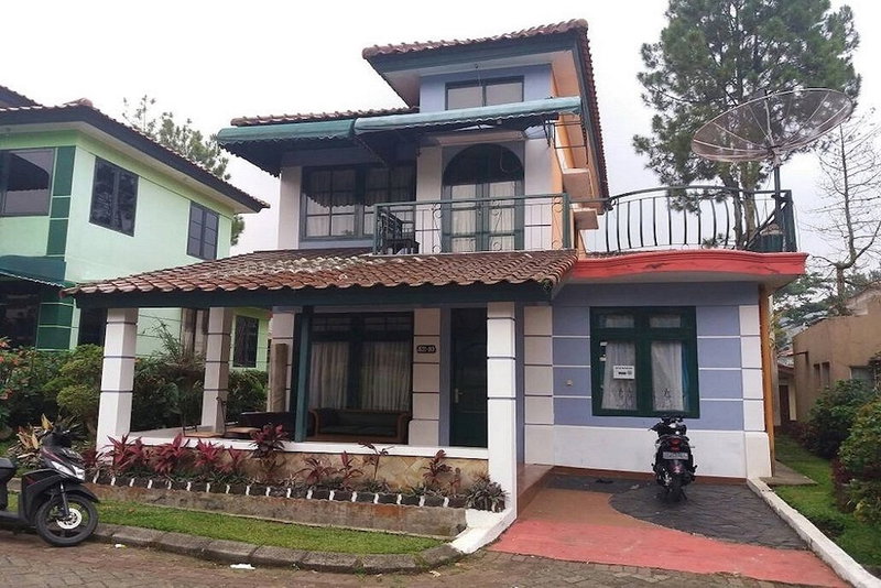 Kota Bunga K, Cipanas, Indonesia