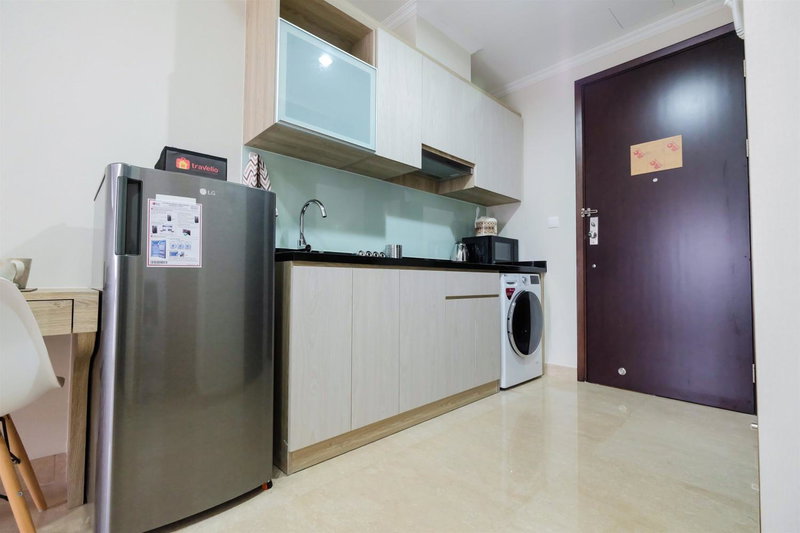 Minimalist Studio Menteng Park Apartment By Travelio, Jakarta, Indonesia
