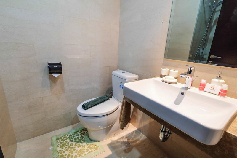 Minimalist Studio Menteng Park Apartment By Travelio, Jakarta, Indonesia