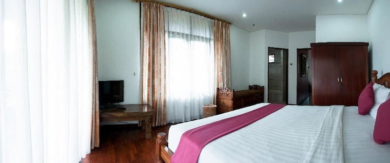Villa Lovender Klub Bunga A14, Batu, Indonesia