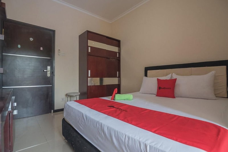 RedDoorz near E Walk Mall Balikpapan, Balikpapan, Indonesia