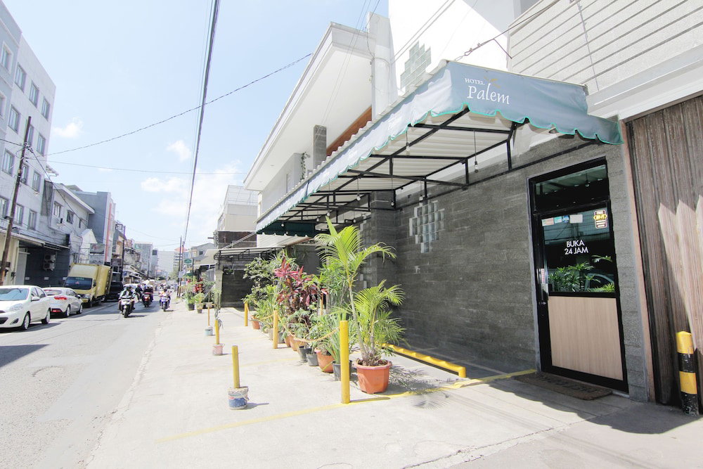 Hotel Palem, Bandung, Indonesia