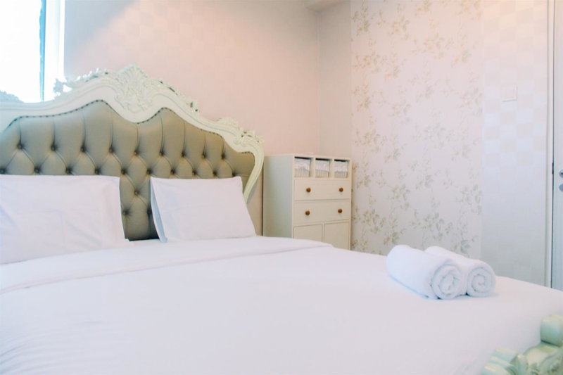 Luxury Furnished 2BR Grand Kamala Lagoon Apartment By Travelio, Pulosirih, Indonesia