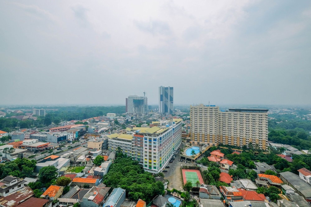 Hotel · Cozy and Elegant 1BR @ Atlanta Residences, Depok