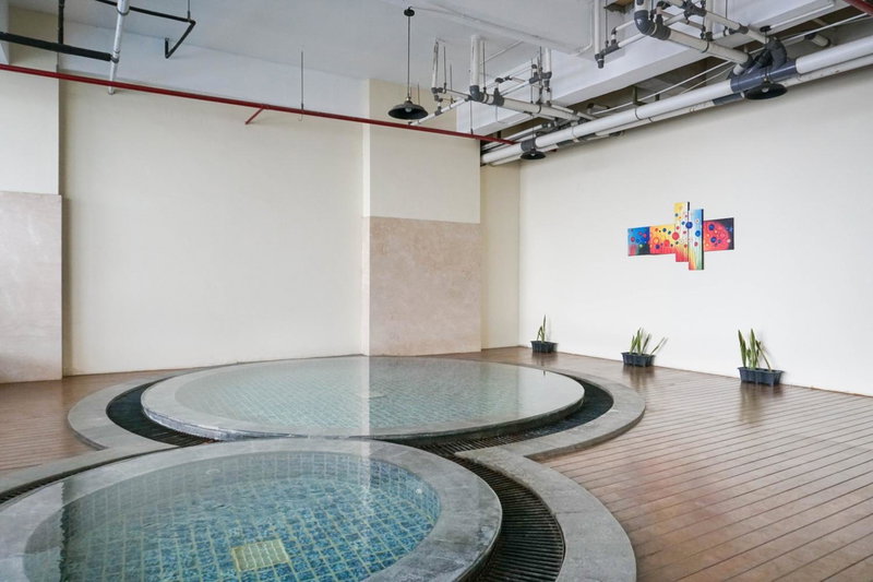 Warm and Homey 1BR Apartment at Atlanta Residences By Travelio, Pondokcina, Indonesia