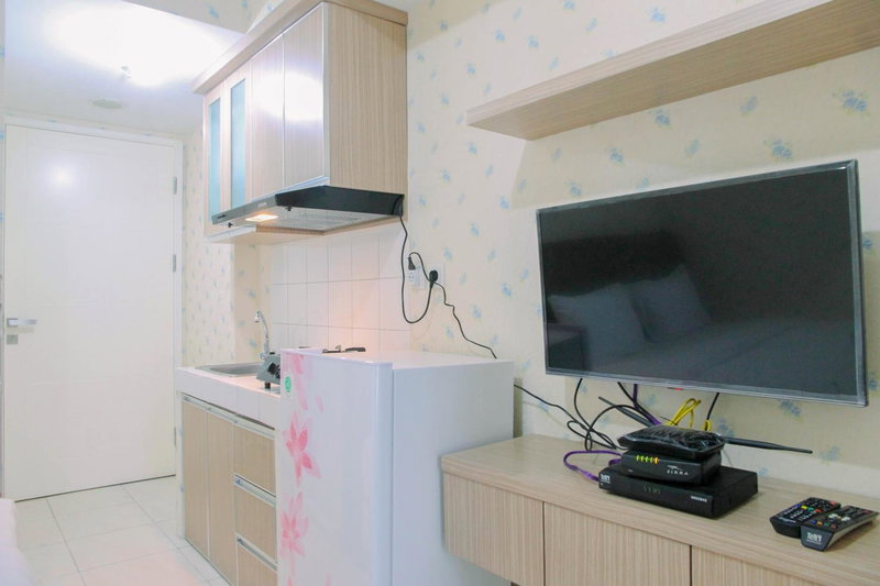 Modern Furnished Studio at Springlake Summarecon Bekasi Apartment By Travelio, Bekasi, Indonesia