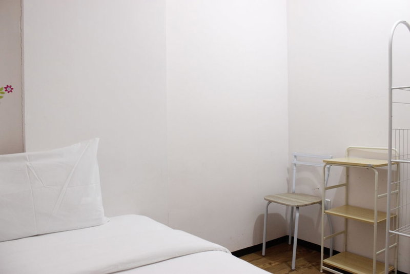 Spacious and Well Appointed 2BR @ Gateway Pasteur Apartment, Cimahi, Indonesia