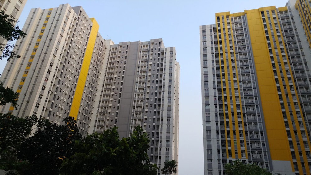 Hotel · Deluxe Studio Apartment @ Springlake Summarecon, Bekasi