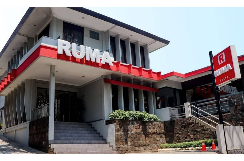 Ruma, Bandung, Indonesia