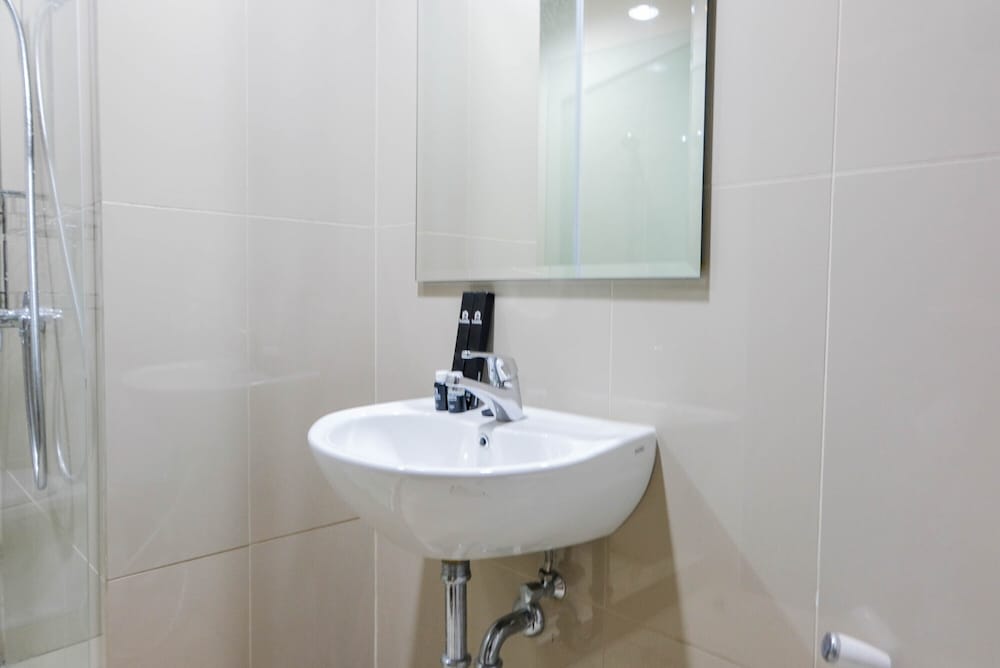 Hotel · Exclusive 1BR at Serpong Midtown Signature Apartment, Gading Serpong